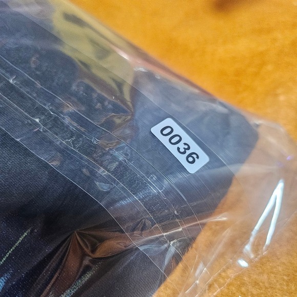 Santana Oneness Tour 2025 T-Shirt Authentic Sentient Trees Tag Concert Merch Med - Picture 7 of 7